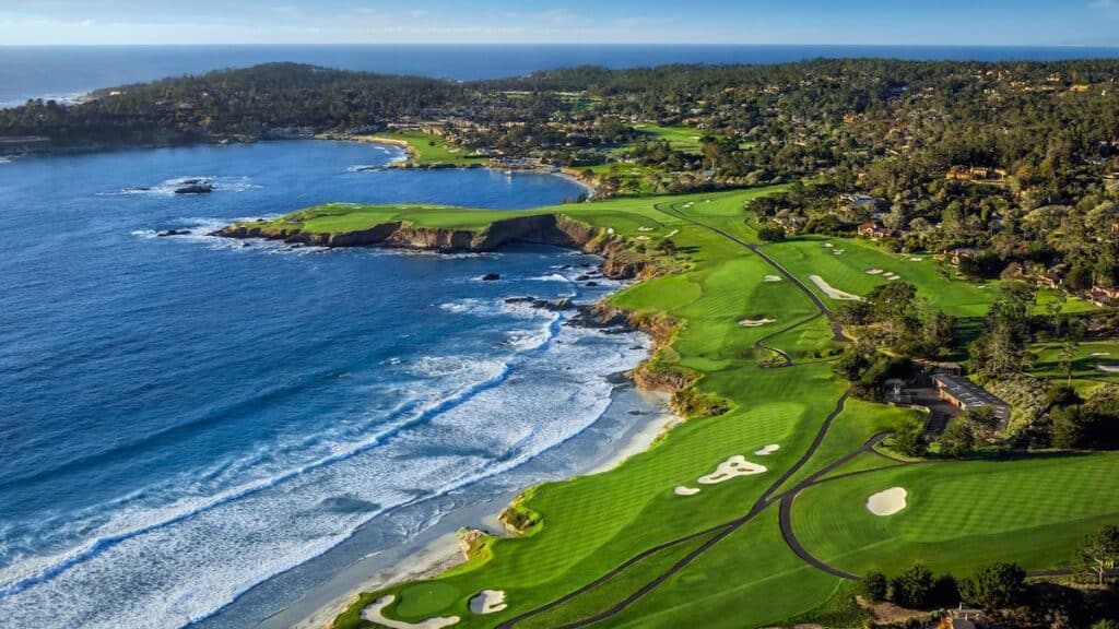 Learn More about the best public golf courses in California.